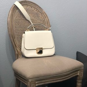 Michael Kors Medium Ava Satchel